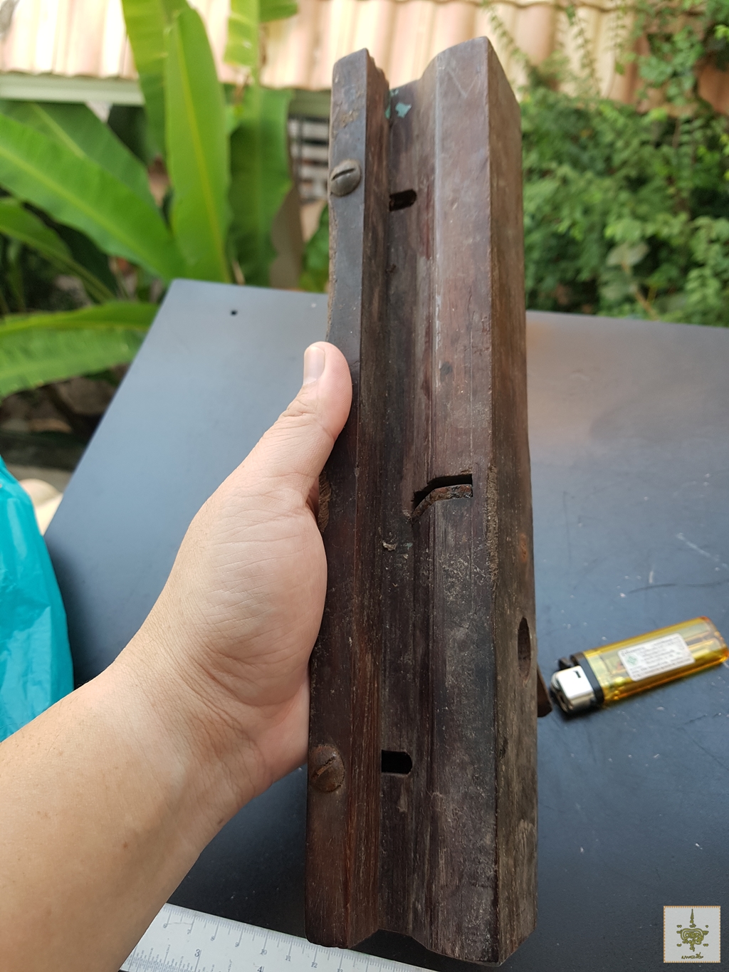 กบไสไม้เก่า 2 ตัว