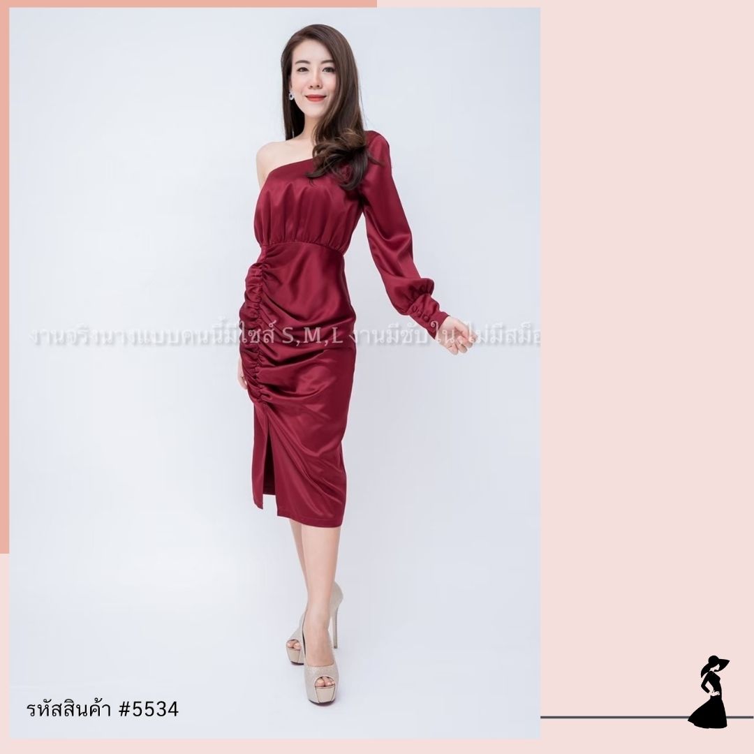 ชุดราตรี ชุดออกงาน ชุดไปงานแต่งงานสีแดง ไหล่เฉียงข้างแขนยาว ทรงเข้ารูป แนวเรียบหรู สวย ดูดี