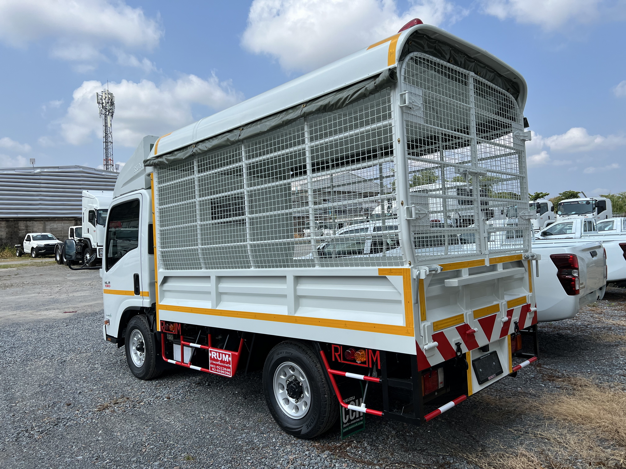 ISUZU NLR Euro 5 Max (ช่วงยาว 3 เมตร) หัวแชสซี (Chassis)