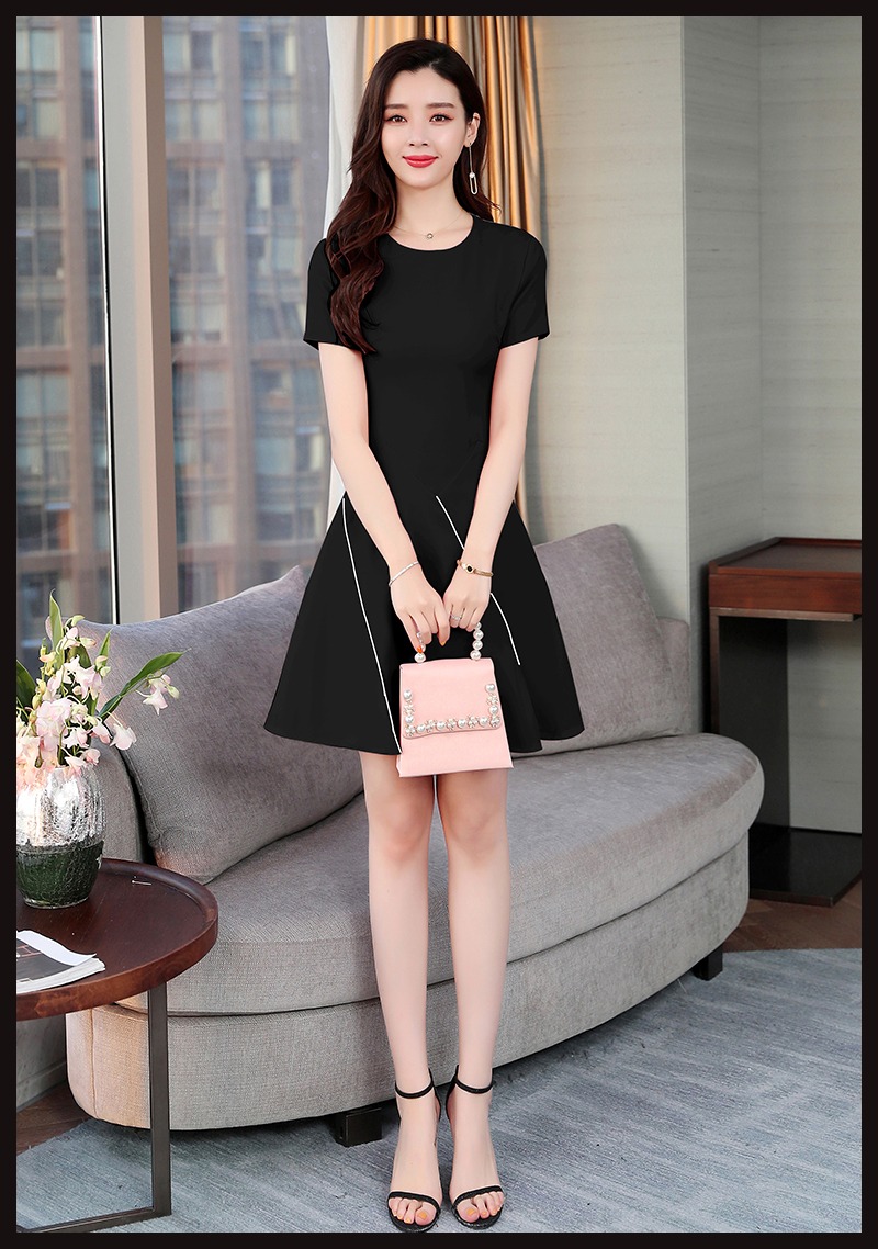 พร้อมส่ง !! ชุดเดรสสั้นสีดำ แขนสั้น แนวเรียบร้อย สวยสุภาพ