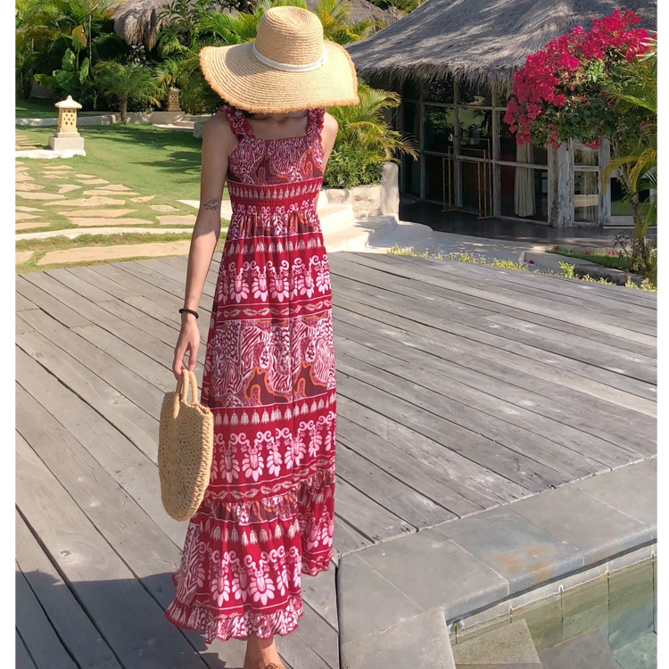 ชุดไปทะเล เดรสเที่ยวทะเล แม็กซี่เดรสสีแดงพิมพ์ลายโบฮีเมียน