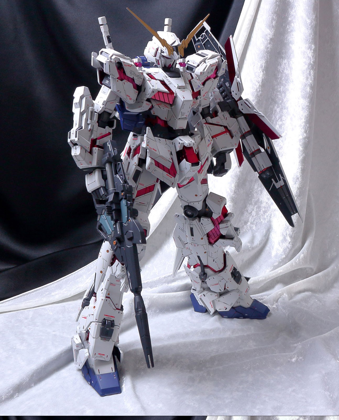 Painted Build : MEGASIZE 1/48 UNICORN GUNDAM by bambini313