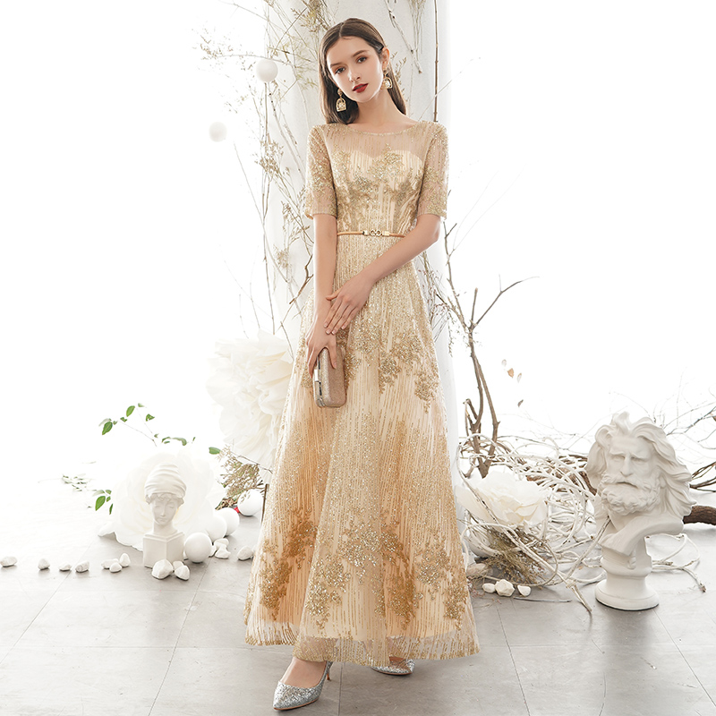 ชุดราตรียาวสีทอง ผ้ากากเพชร แขนสามส่วนกระโปรงยาว สวยหรูสง่ามากๆ ใส่เป็นชุดราตรี ชุดออกงาน ชุดไปงานแต่งงาน กลางวัน กลางคืน