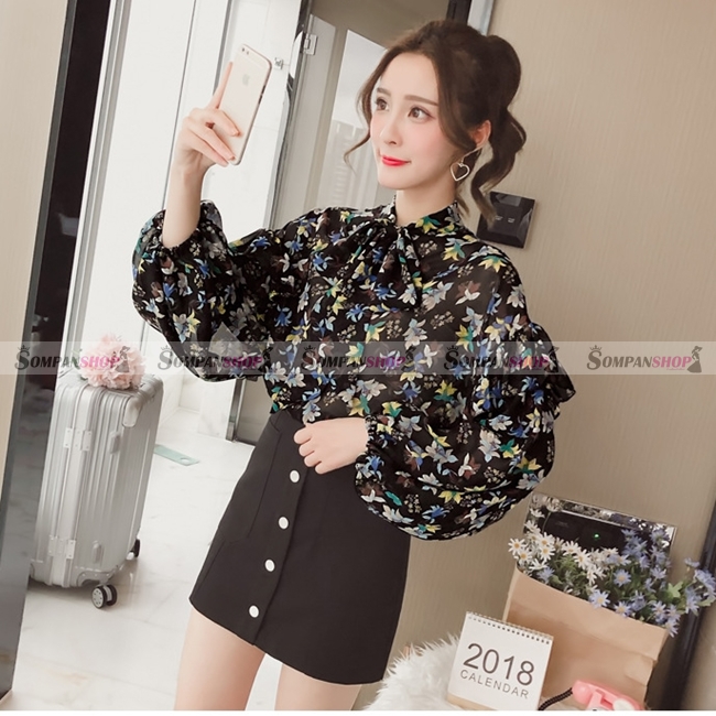 เสื้อเชิ้ตผู้หญิงสีดำ แขนยาว ลายดอกไม้ ผูกโบว์ที่คอเสื้อน่ารัก
