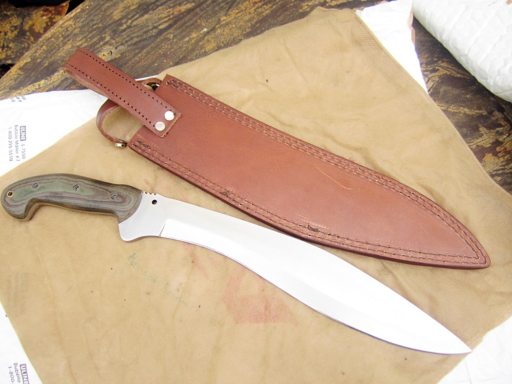 มีดเหล็ก D2 CFK USA iPak Custom Handmade D2 Tool Guerilla Warfare Ghurka Kukri Machete Knife