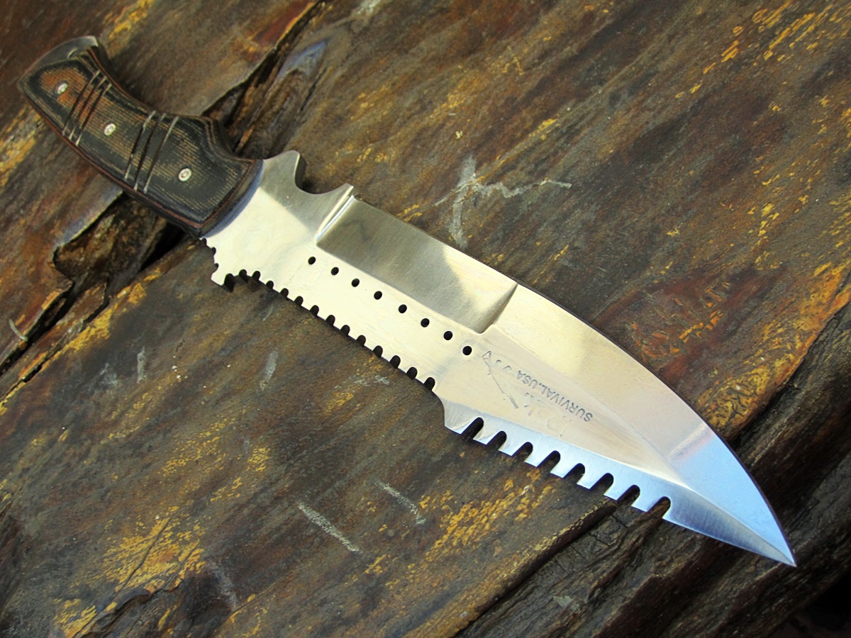 มีดเหล็ก D2 CFK USA.