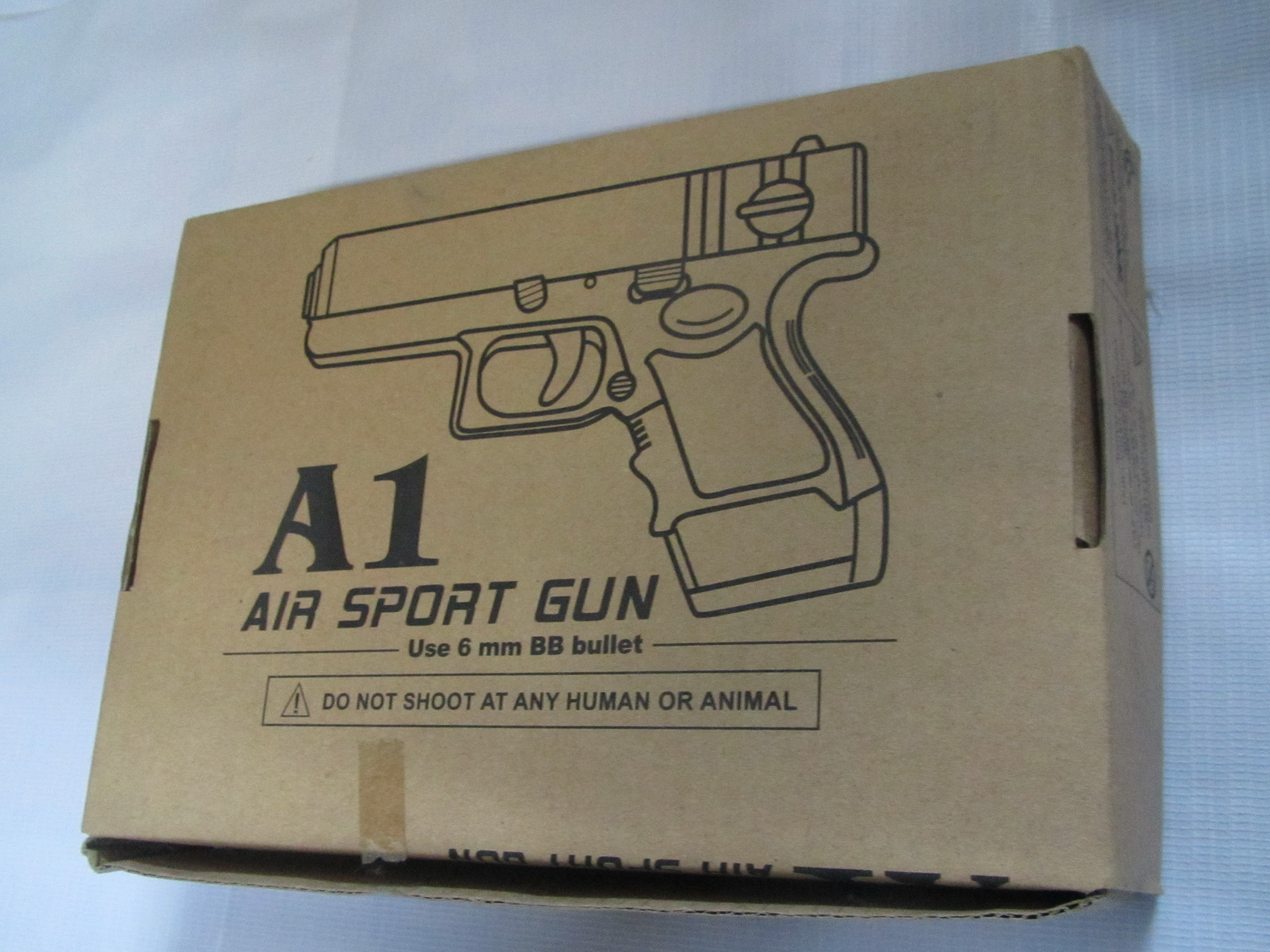 ปืนสั้นอัดลม ชนิด ชักยิงทีละนัด รุ่น A1 สีดำ