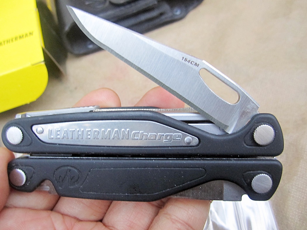 คีม มันติทูล Leatherman Charge ALX Multi – Tool Stainless Steel