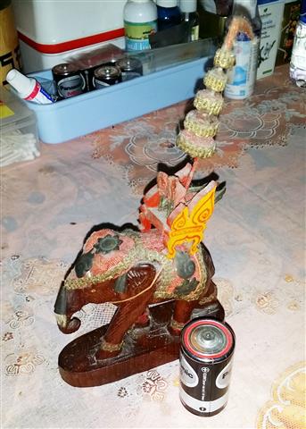 ช้างไม้ทรงเครื่อง