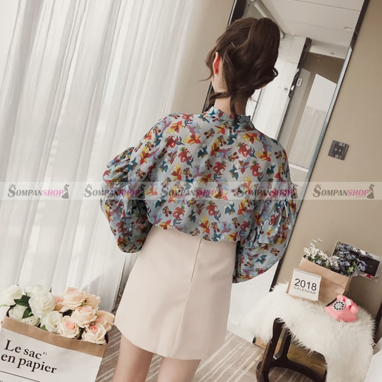 เสื้อเชิ้ตผู้หญิงสีเทา แขนยาว ลายดอกไม้ ผูกโบว์ที่คอเสื้อน่ารัก