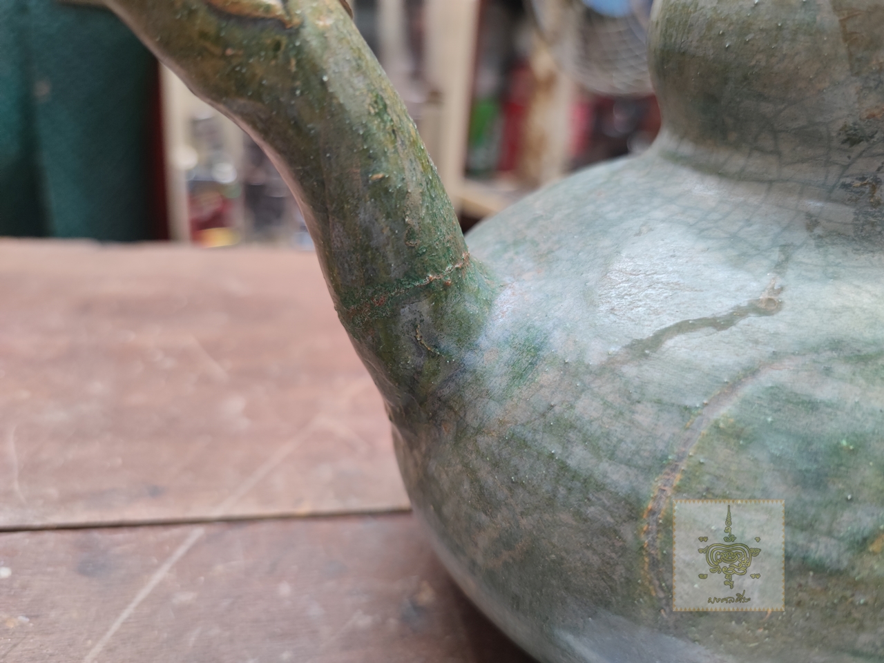 กาหงษ์ เครื่องสังคโลก