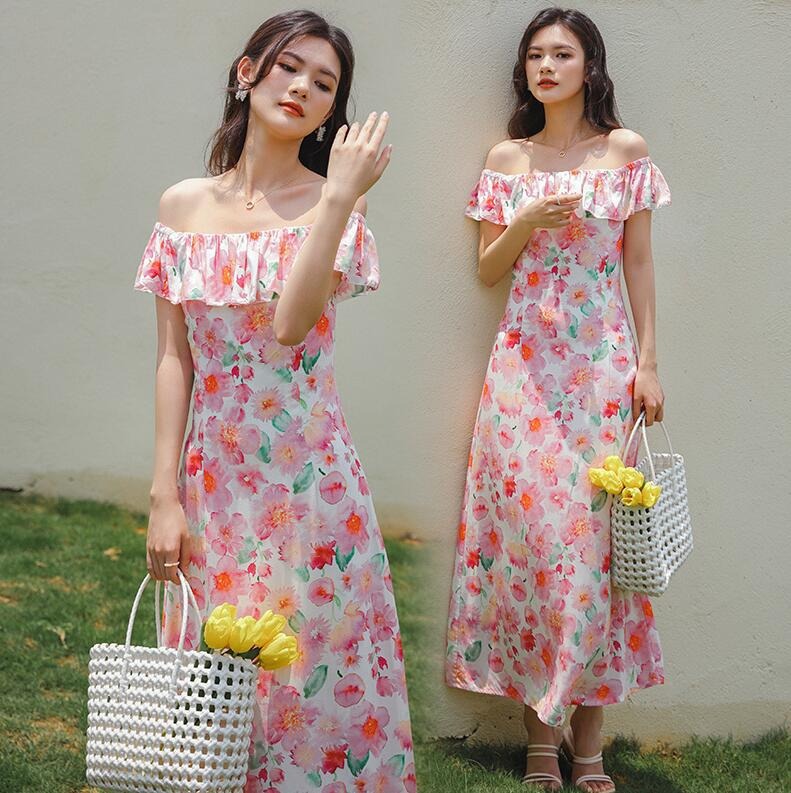 ชุดเดรสยาวลายดอกไม้สีชมพู เปิดไหล่ แฟชั่นชุดใส่เที่ยวทะเล ไอเดียชุดแต่งตัวไปเที่ยวทะเล ใครมีแพลนไปทะเลแต่ยังไม่ได้หาชุดต้องดู สำเนา