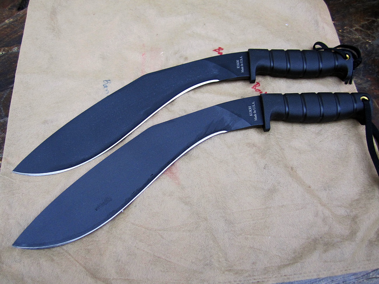 มีดเดินป่าOntario Knife Co Kukri Knife 6420