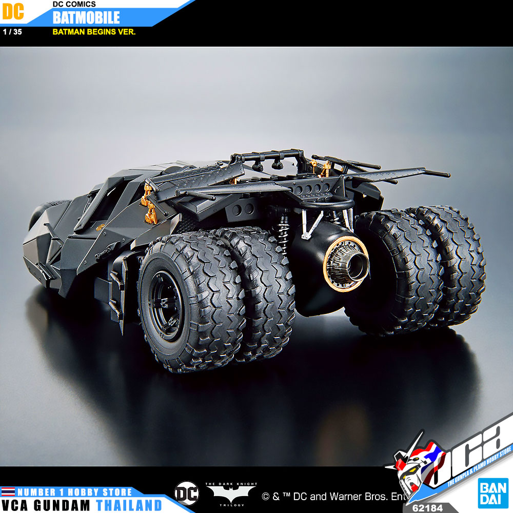 BANDAI 1/35 BATMOBILE BATMAN BEGINS THE DARK KNIGHT VER VESION DC COMICS แบทแมน พลาสติก โมเดล VCA GUNDAM