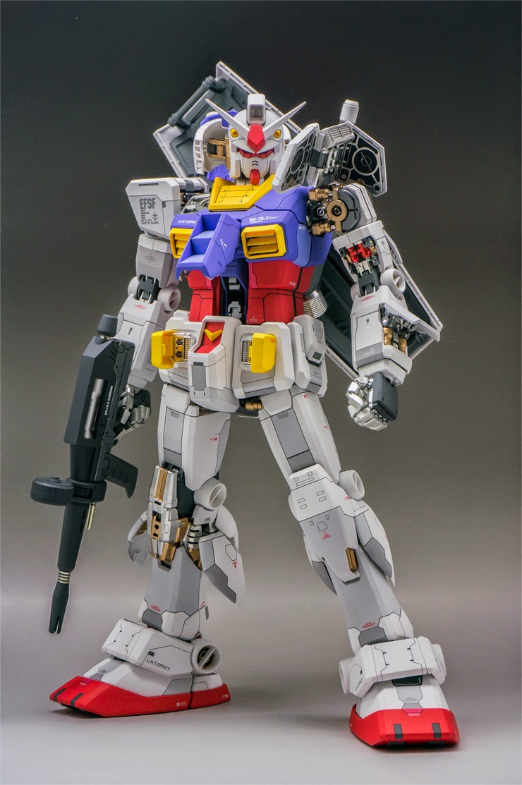PG RX-78-2 GUNDAM by HUIDONG