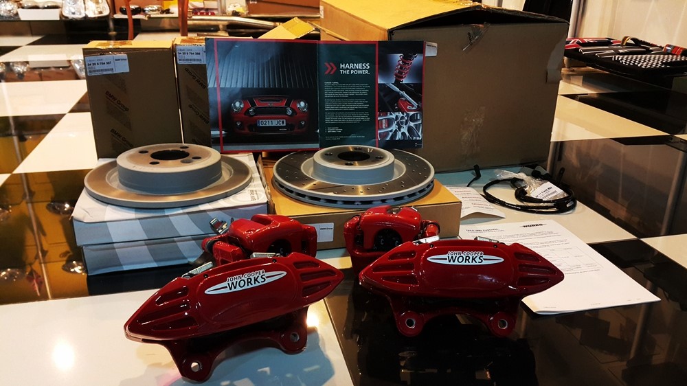 ชุดอัพเกรดเบรคหน้า/หลัง JCW สำหรับ MINI COOPER R55, R56, R57, R58, R59 (สินค้าใหม่ ของแท้)
