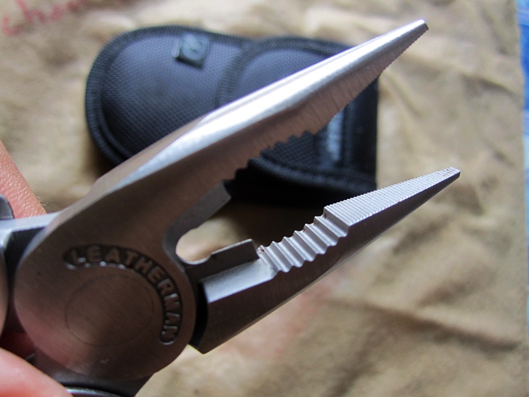 คีมLeatherman Rebar มีตำหนิ รุ่นเก่า แต่อุปกรณ์ใหม่อยู่