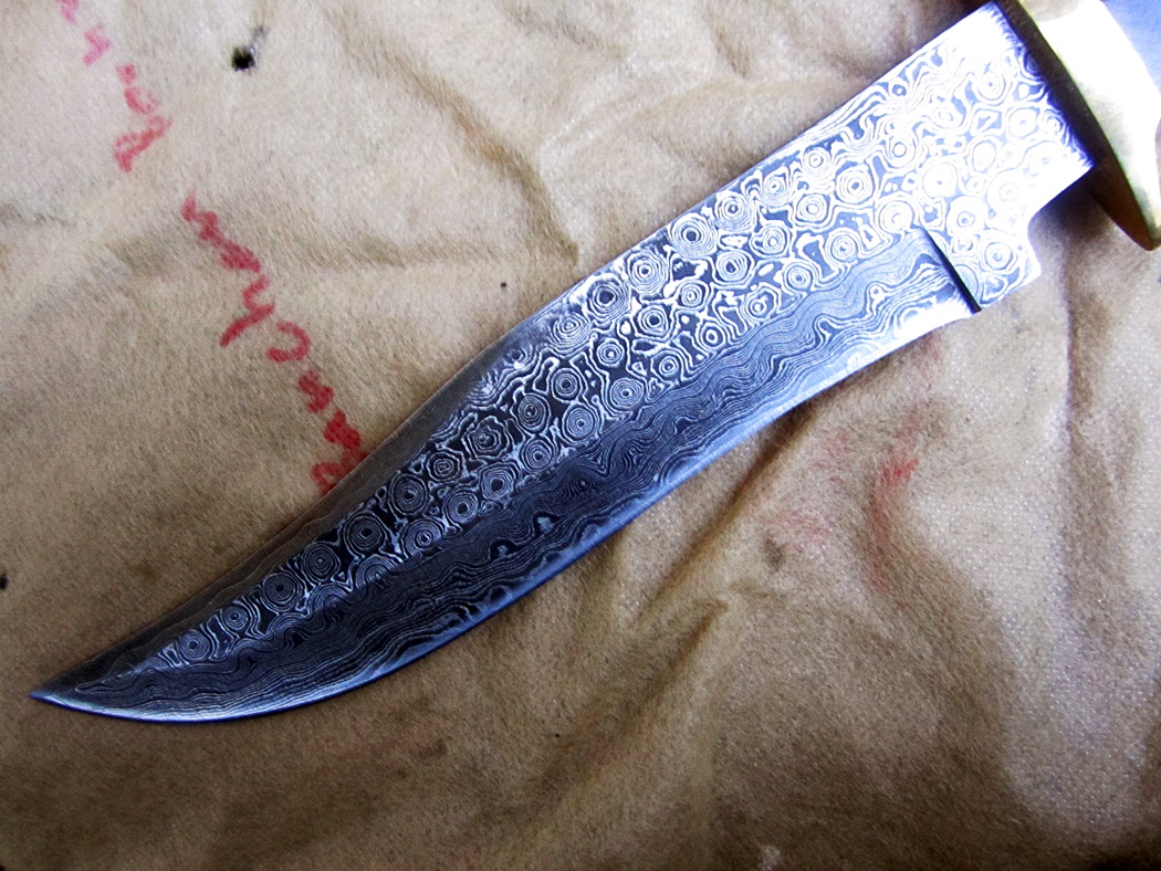 มีดพก damascus steel KNIFE