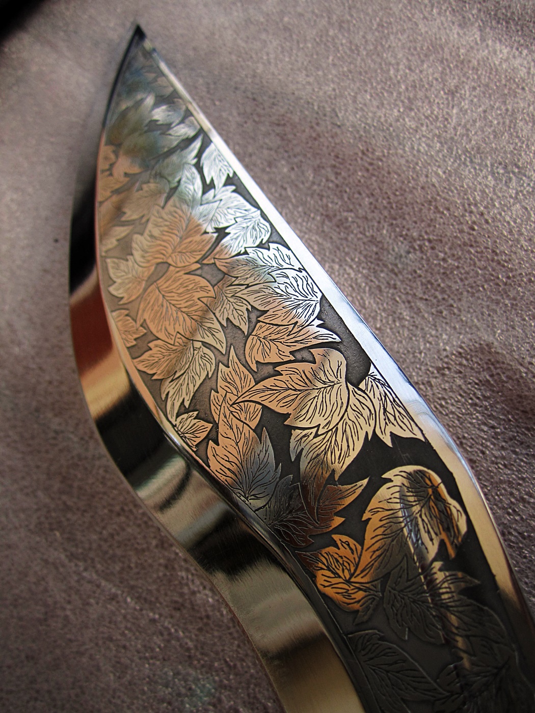 มีด RUSSIAN (R8)