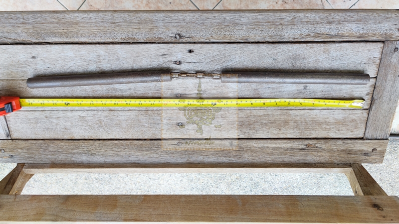 กระบองเหล็ก 2 ท่อน