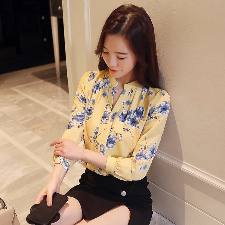 เสื้อเชิ้ตผู้หญิงสีเหลืองลายดอกไม้ คอจีน กระดุมหน้า แขนยาว ผ้าชีฟอง