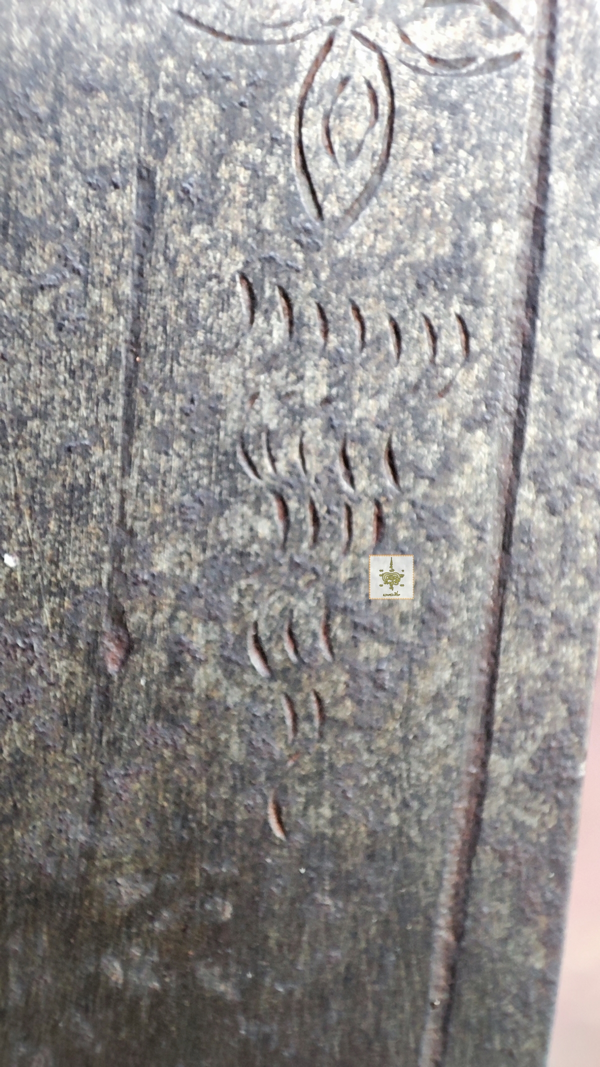 มีดเหน็บเก่า ตอกลายสวย