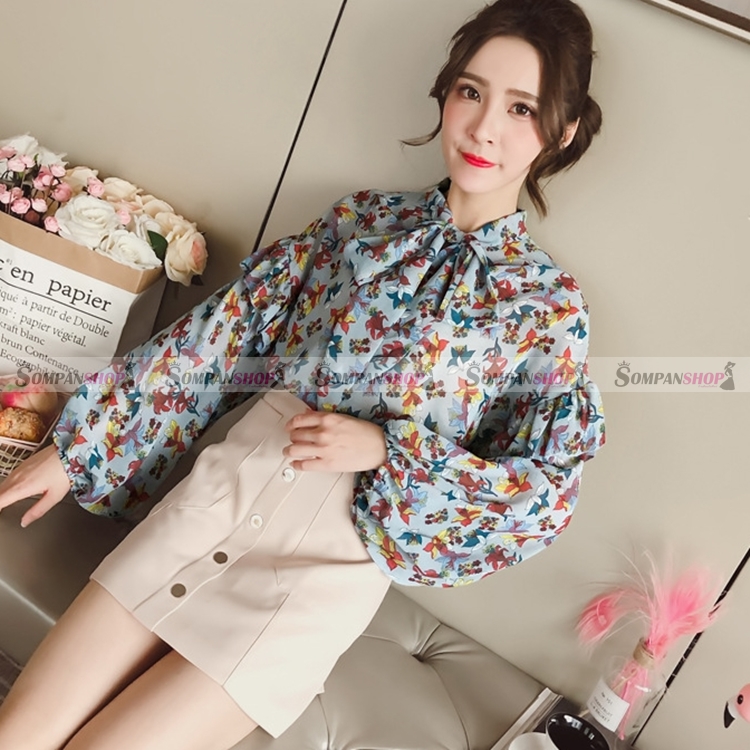 เสื้อเชิ้ตผู้หญิงสีเทา แขนยาว ลายดอกไม้ ผูกโบว์ที่คอเสื้อน่ารัก