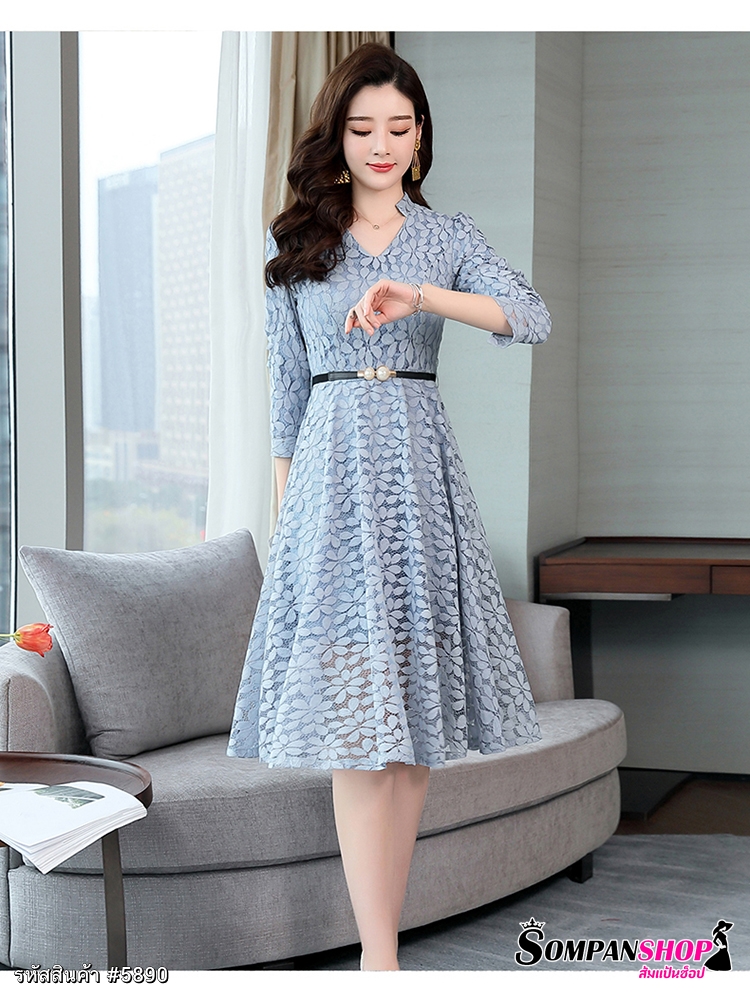 ชุดเดรสสั้นสีฟ้า ผ้าลูกไม้ แขนสามส่วน แนวเรียบๆ สวย สุภาพ ใส่ทำงาน ใส่ไปงาน