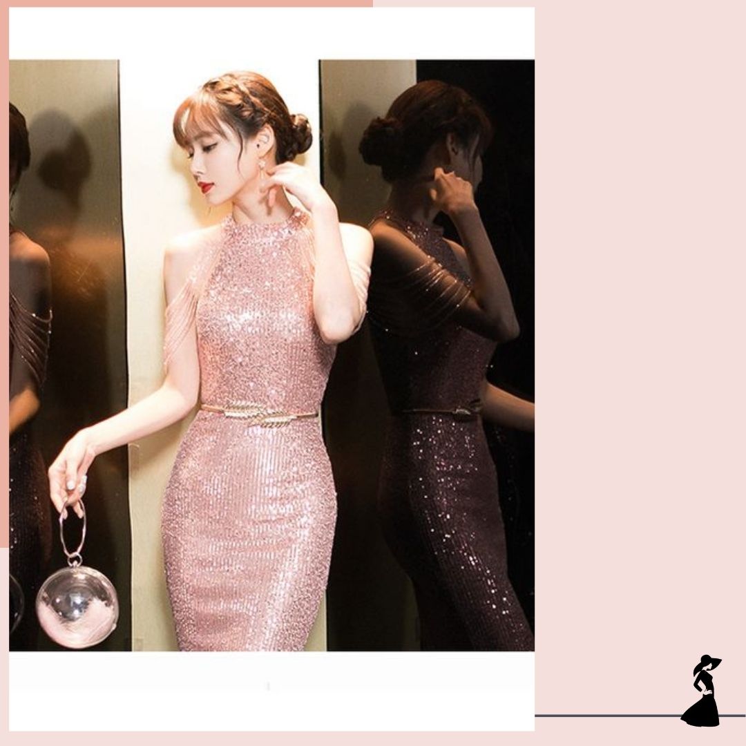 ชุดราตรี ชุดออกงาน ชุดไปงานแต่งงานสีชมพู เดรสยาวเว้าไหล่แต่งลูกปัด ผ้าปักเหลื่อม เรียบหรู ดูแพง