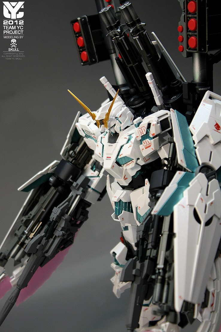MG 1/100 Unicorn Gundam Full Armor Ver KA