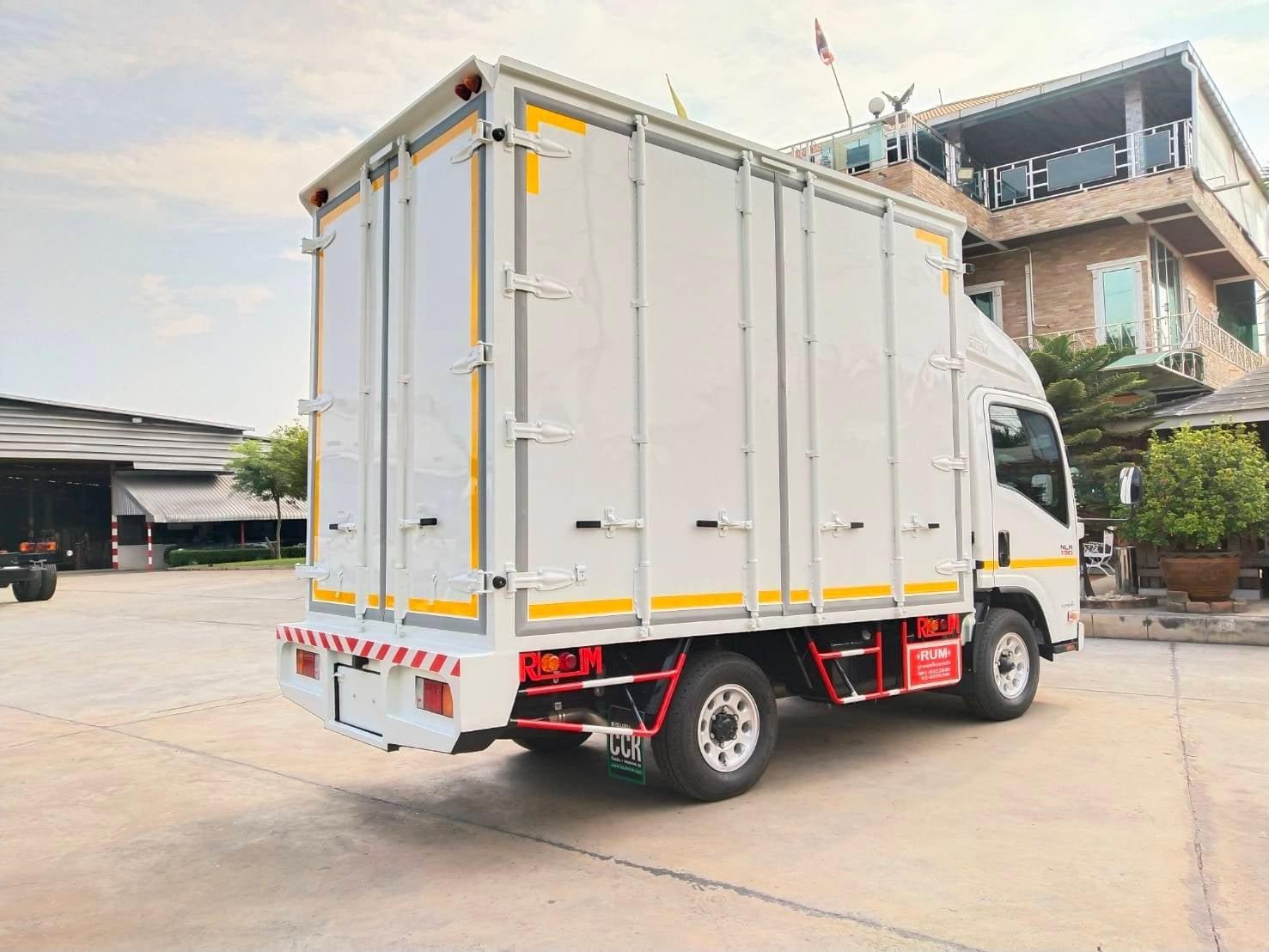 ISUZU NLR Euro 5 Max (ช่วงยาว 3 เมตร) หัวแชสซี (Chassis)