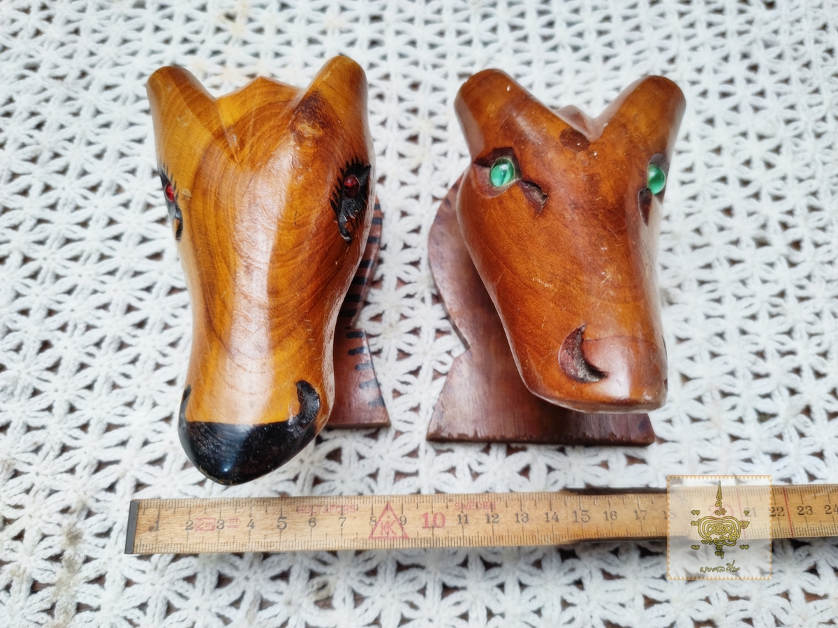 หัวกวางไม้สัก 1 คู่