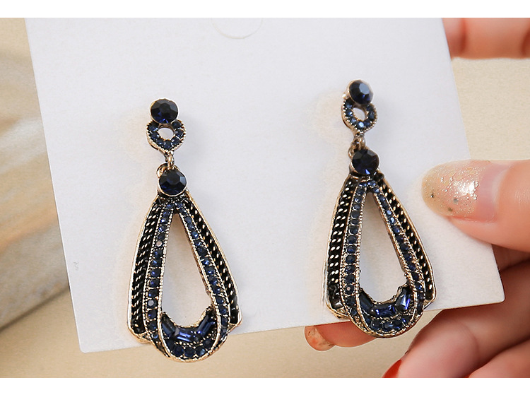 ตุ้มหู/ต่างหูยาวสีดำ ทรงรี สวยๆ แฟชั่นเกาหลี