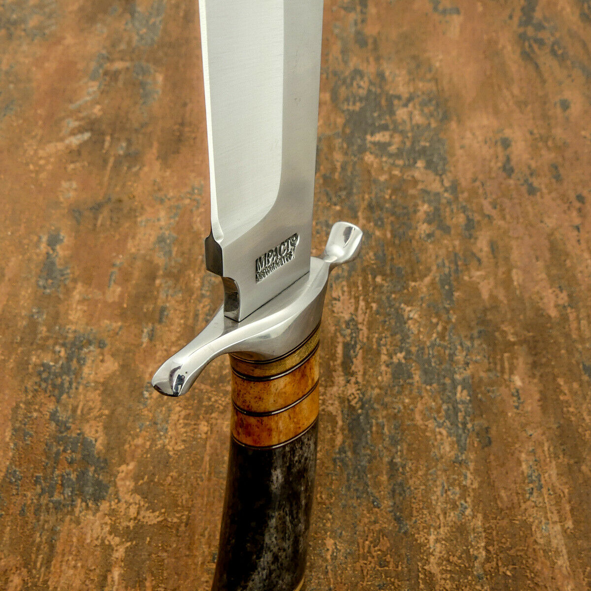 มีดใบตายเหล็ก D2 USA