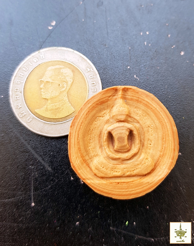 พระแกะสลัก หินพระธาตุเขาสามร้อยยอด ชุดใหญ่ 4 องค์