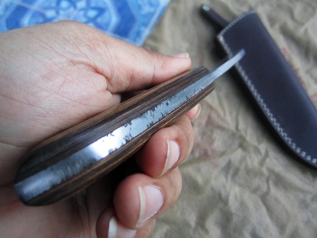 มีดพกสั้น Custom A2 Steel Clip Point Hunting Knife Canvas Micarta Handle AE255