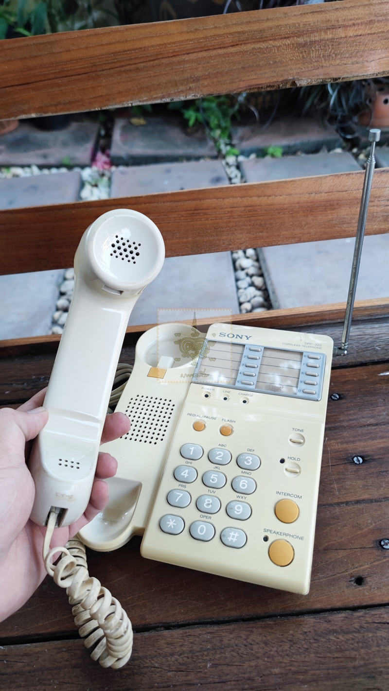 โทรศัพท์ Sony เก่า