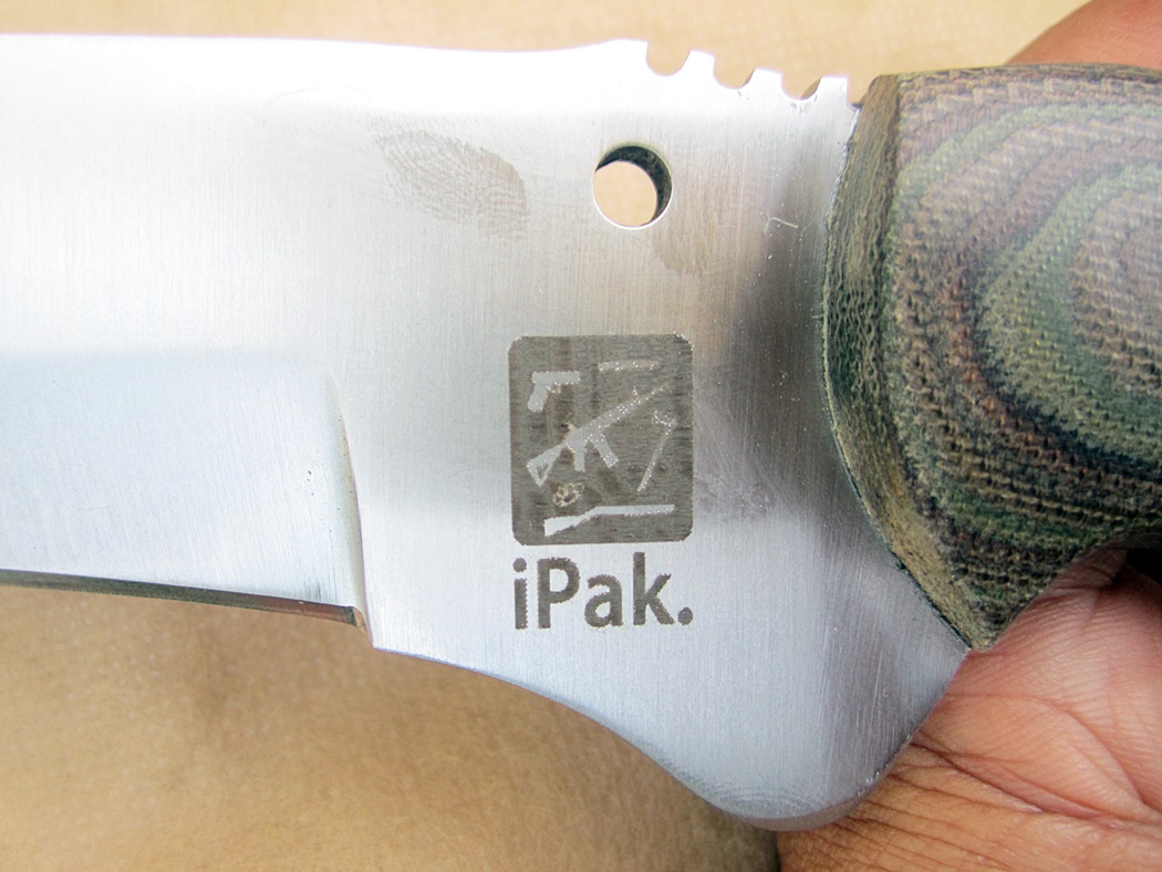 มีดเหล็ก D2 CFK USA iPak Custom Handmade D2 Tool Guerilla Warfare Ghurka Kukri Machete Knife