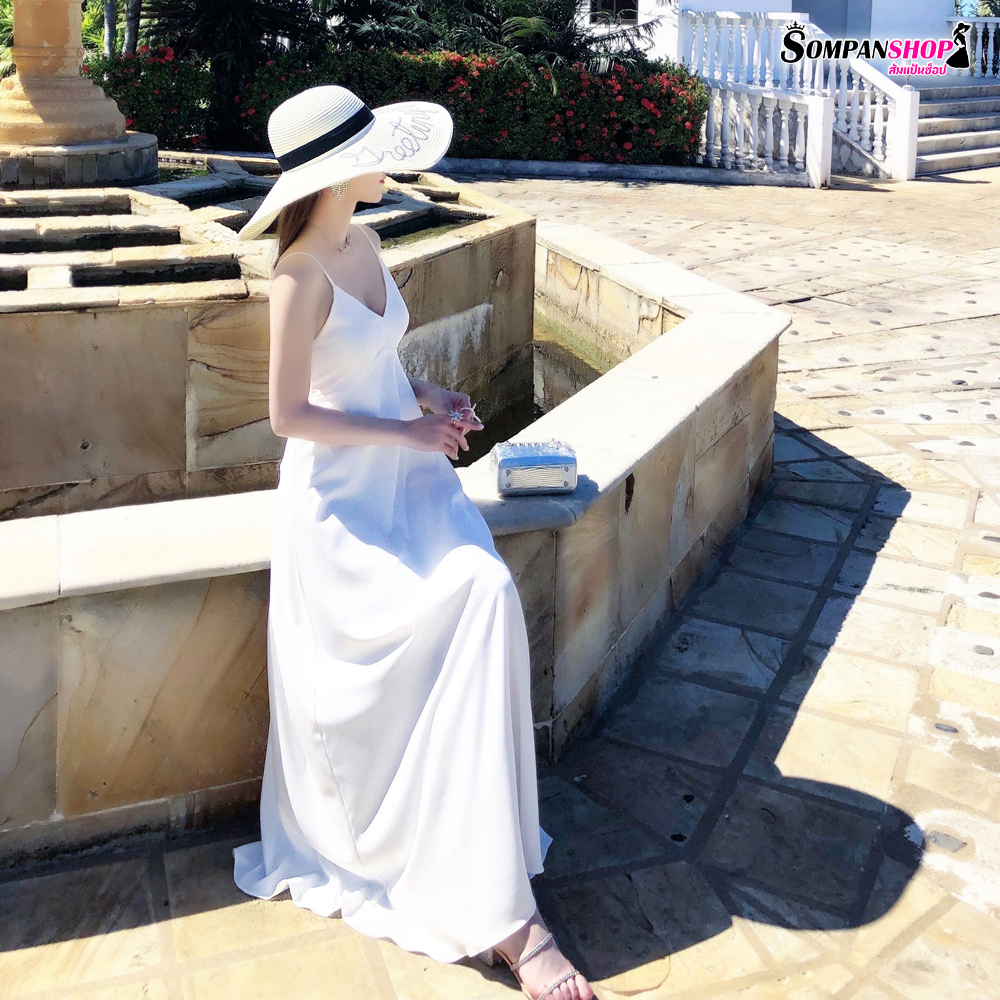 ชุดเที่ยวทะเล ชุดไปทะเลสีขาว แม็กซี่เดรสสายเดี่ยวโชว์หลัง ใส่เดินเล่นริมทะเล ถ่ายรูป