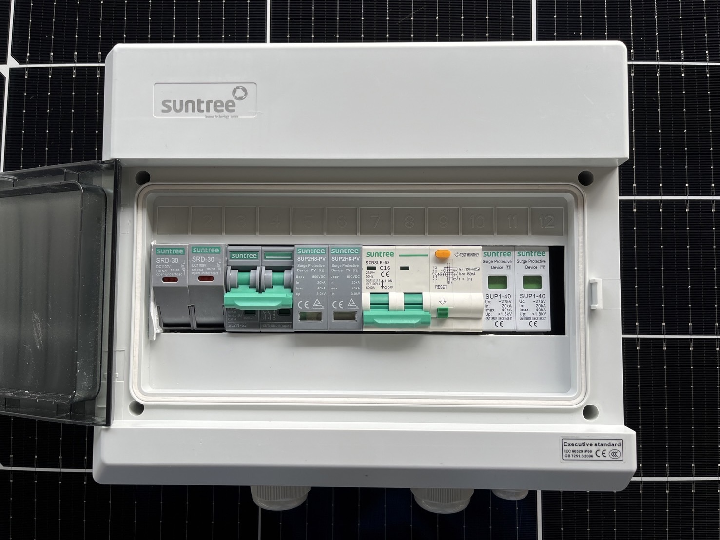 SUNTREE ตู้คอมบายเนอร์ ระบบโซลาร์รูฟท็อป 3Kw 1P พร้อม RCBO