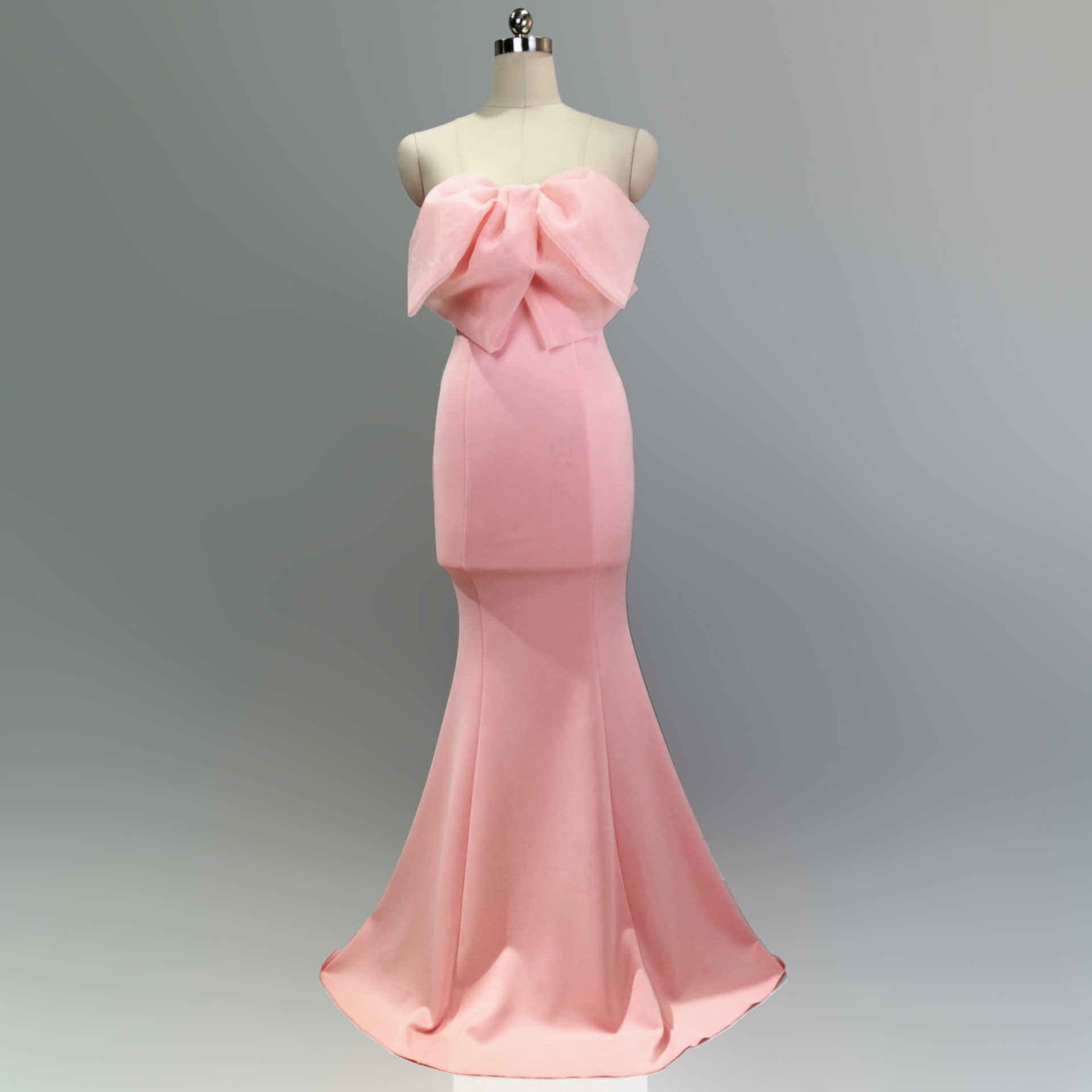 ชุดราตรี ชุดออกงาน ชุดไปงานแต่งงานสีโอโรส เดรสยาวเกาะอกแต่งโบว์ กระโปรงยาวทรงหางปลา แนวเรียบหรู สวยสง่า ดูแพง