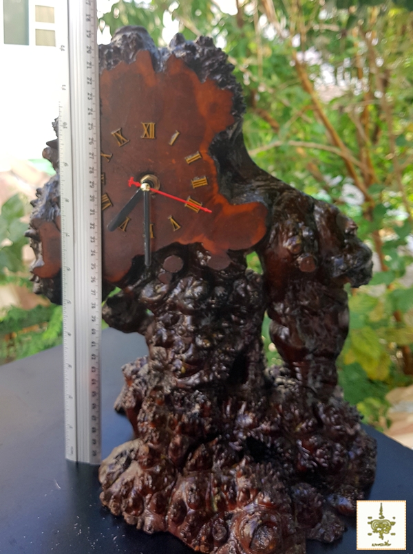 นาฬิกาปุ่มไม้ มะค่า