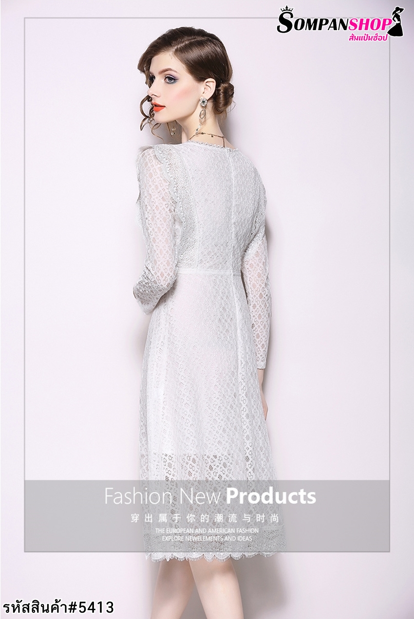 ชุดเดรสสั้นลูกไม้สีขาว