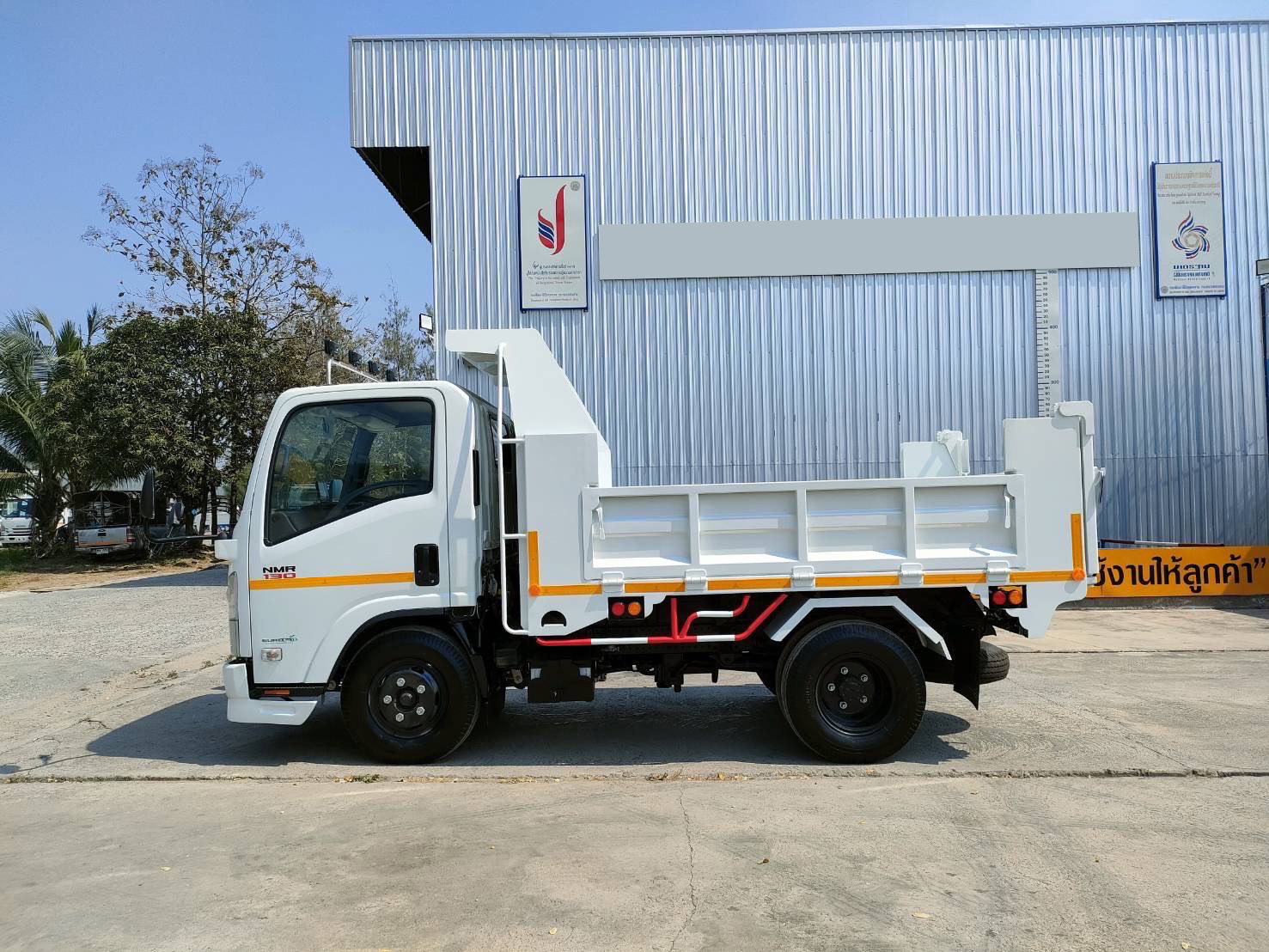 ISUZU NMR Euro 5 Max (ช่วงยาว 4.3 เมตร) หัวแชสซี (Chassis)