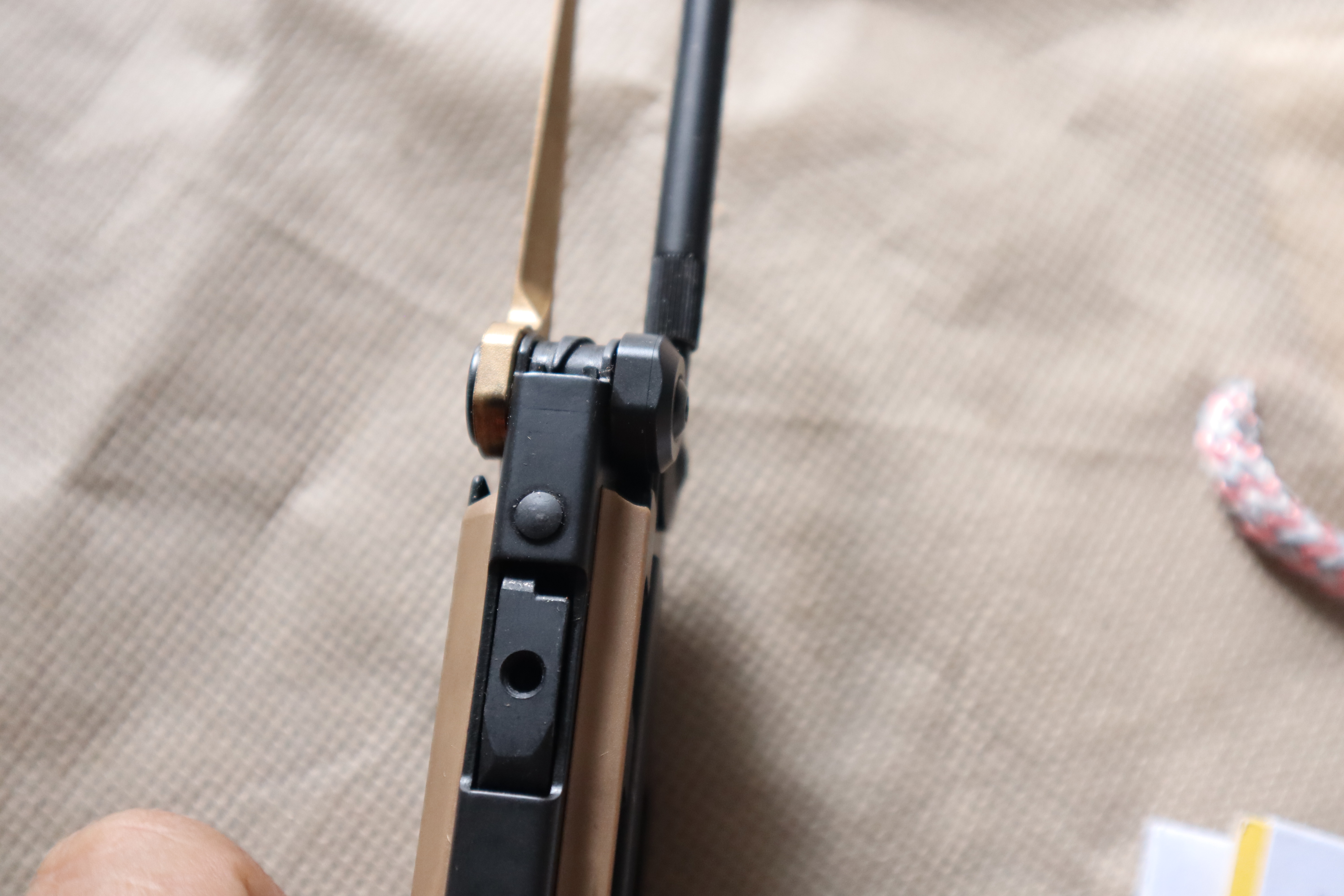 Leatherman MUT EOD Black Tactical Multi-Tool w Molle Sheath(ใหม่เก่าเก็บ)