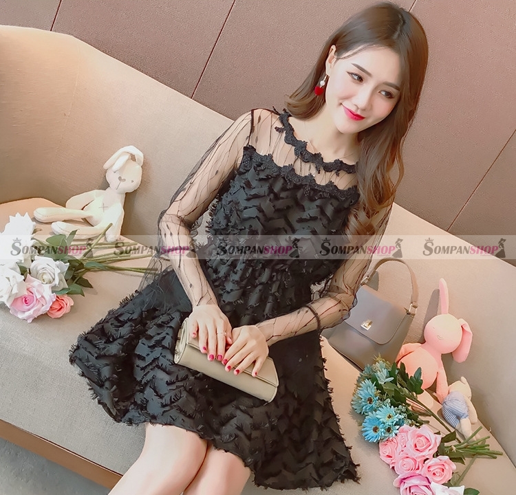 ชุดเดรสสั้นสีดำ แต่งขนฟรุ่งฟริ้งน่ารักๆ แขนยาวซีทรู สไตล์สวยๆ น่ารักๆ