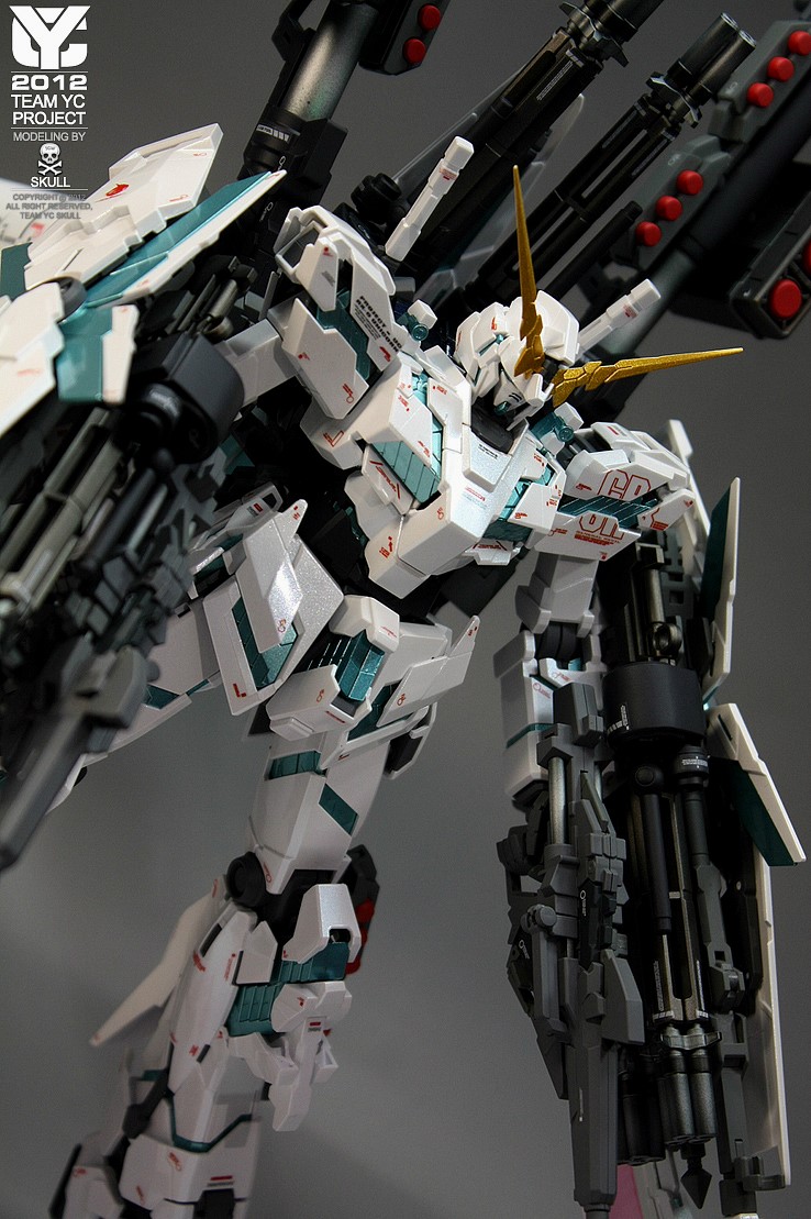 MG 1/100 Unicorn Gundam Full Armor Ver KA