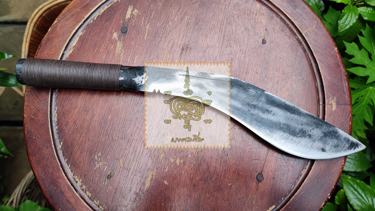 มีดเหน็บด้ามบ้อง ช่างเมธาวี