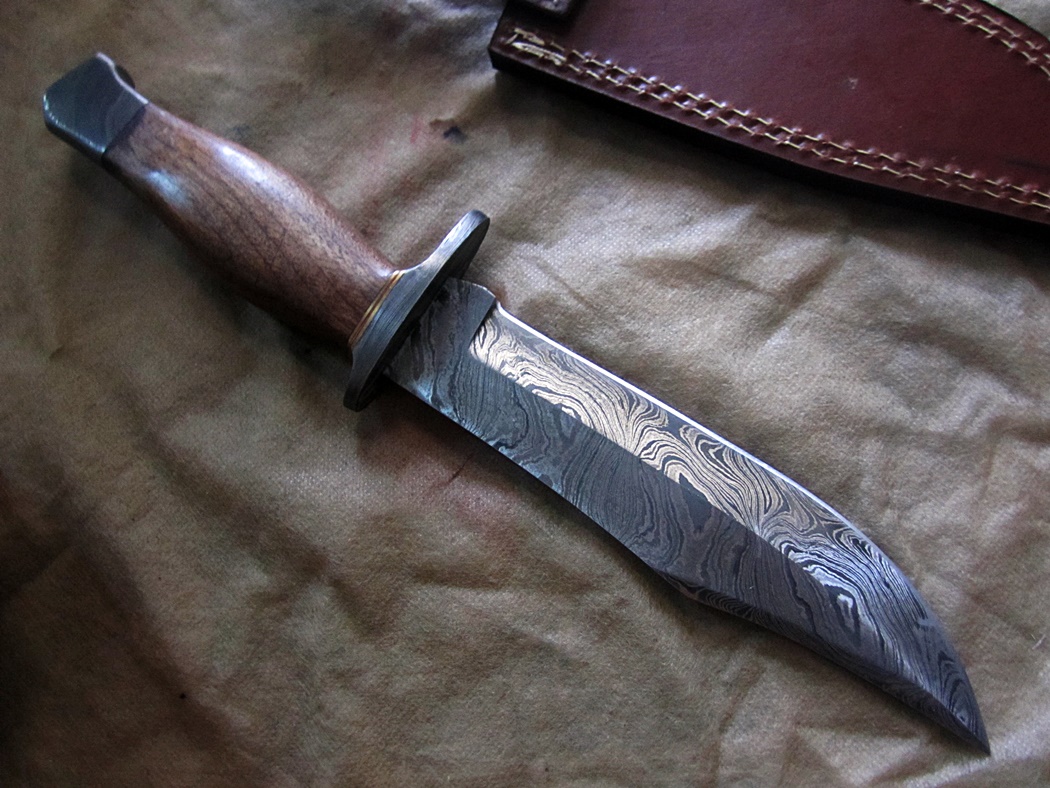 มีดดามัสกัสDamascus steel custom handmade hunting bowie knife 12" (C5)