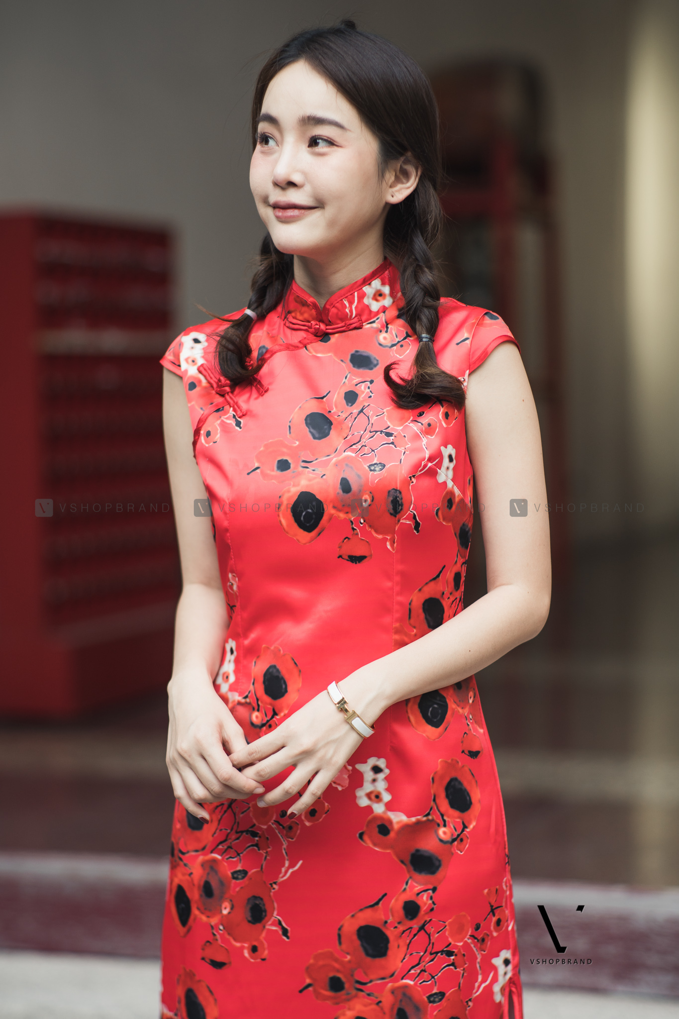 ชุดเดรสสั้นกี้เพ้าพิมพ์ลายดอกบ๊วย ทรงเข้ารูป